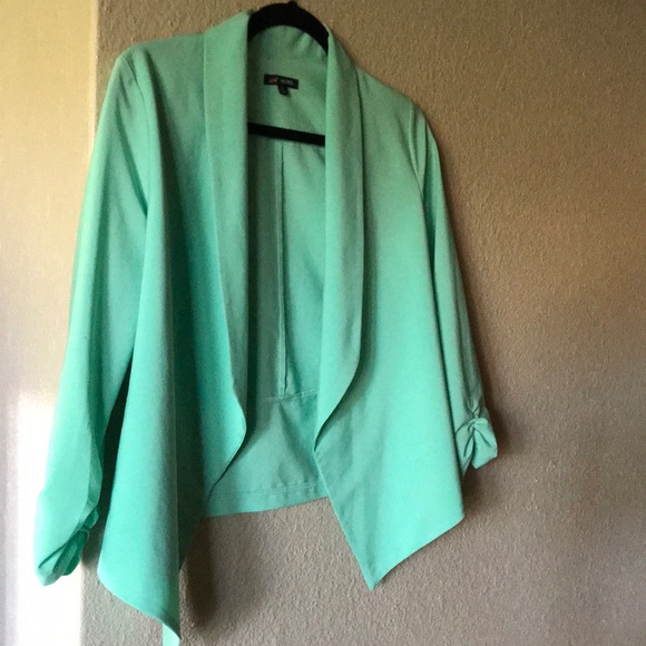 3/$15 ✨ Mint Michel Blazer - Picture 1 of 7